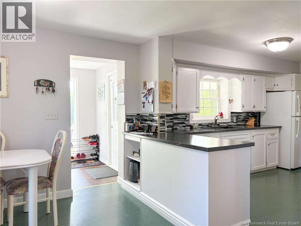 30 Smith Heights Property Photo 12