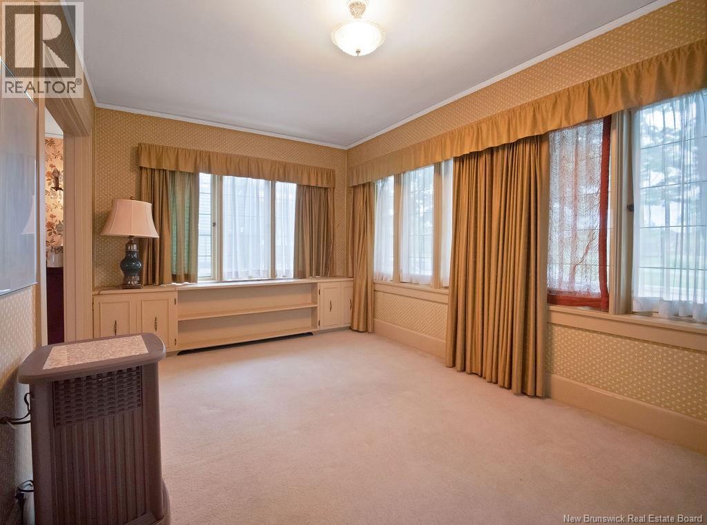 195 Park Street Property Photo 10