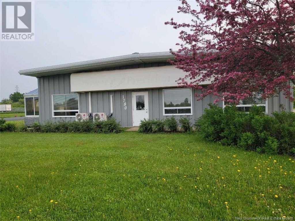 1780 Connolly Avenue Property Photo 2