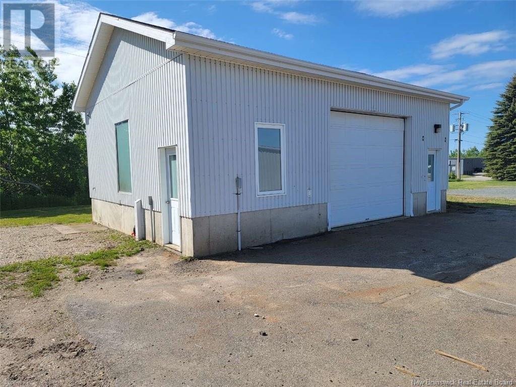 1780 Connolly Avenue Property Photo 5