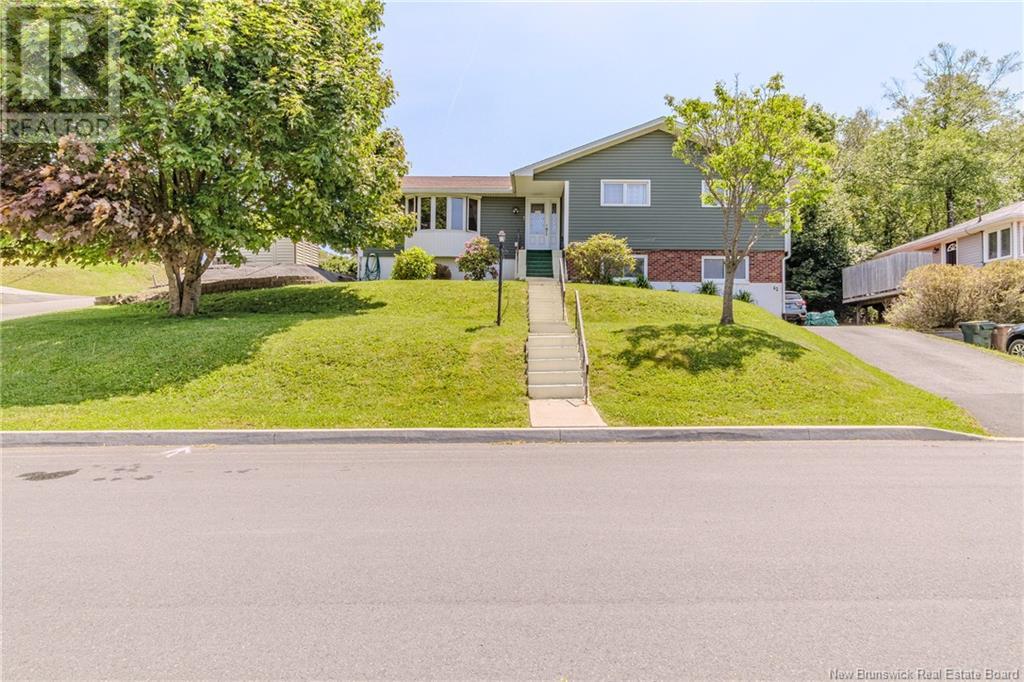 61 Northumberland Avenue Property Photo 1