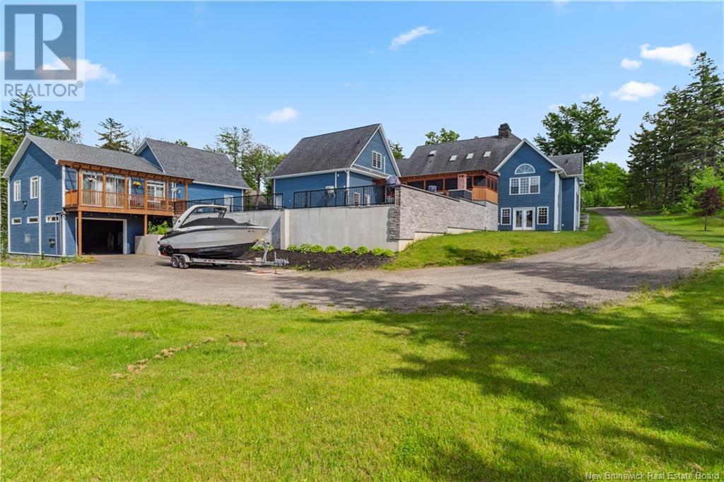 81 Thorncastle Property Photo 3