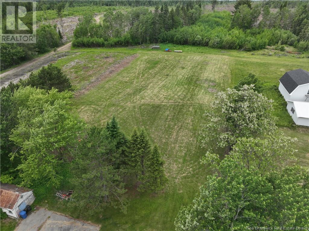 347 1 Hec Hwy 8 Property Photo 1