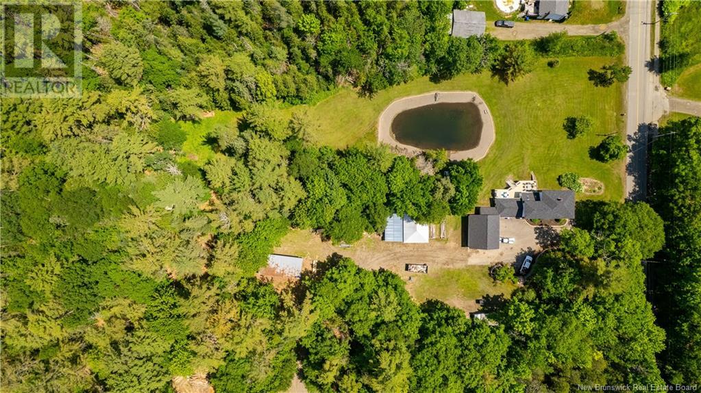 129 Pleasant Property Photo 10