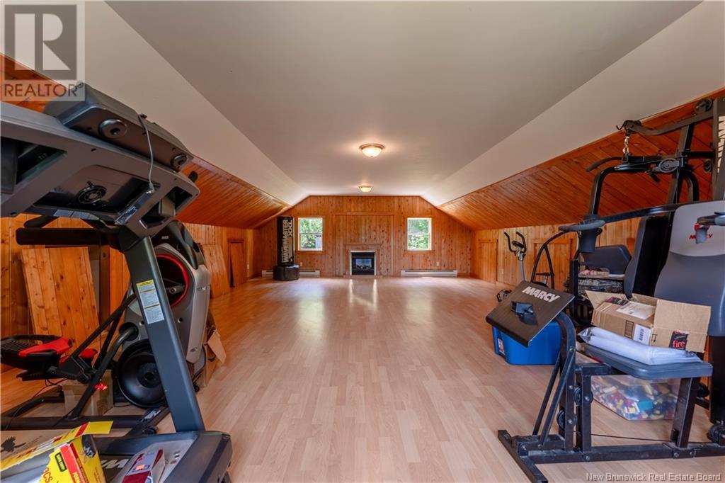 129 Pleasant Property Photo 12