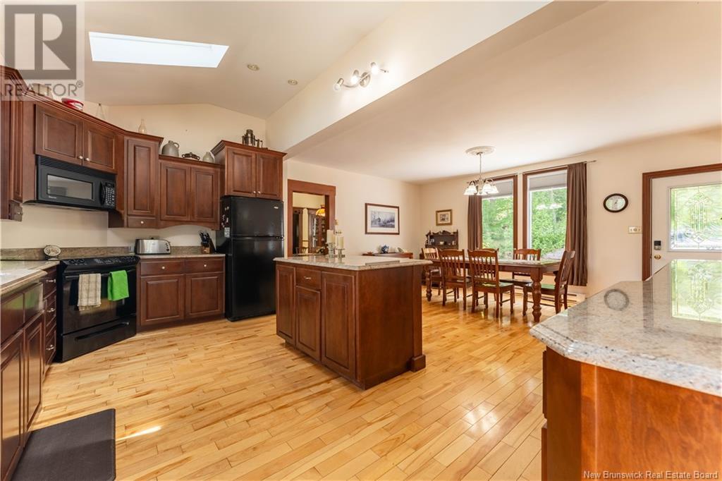 129 Pleasant Property Photo 23