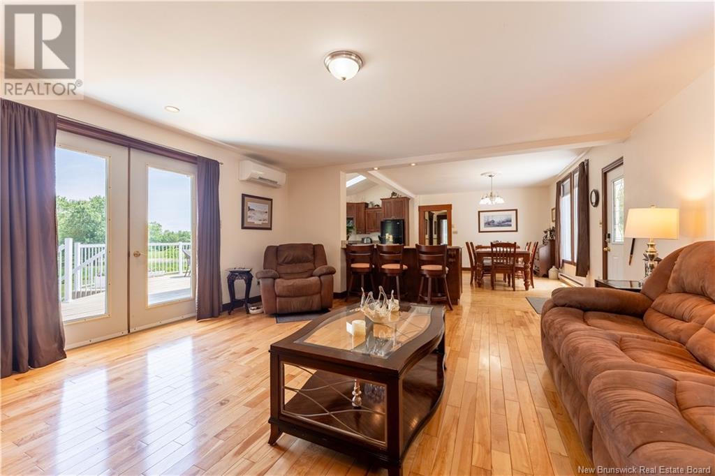 129 Pleasant Property Photo 24