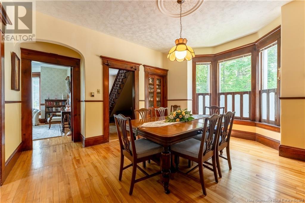 129 Pleasant Property Photo 31