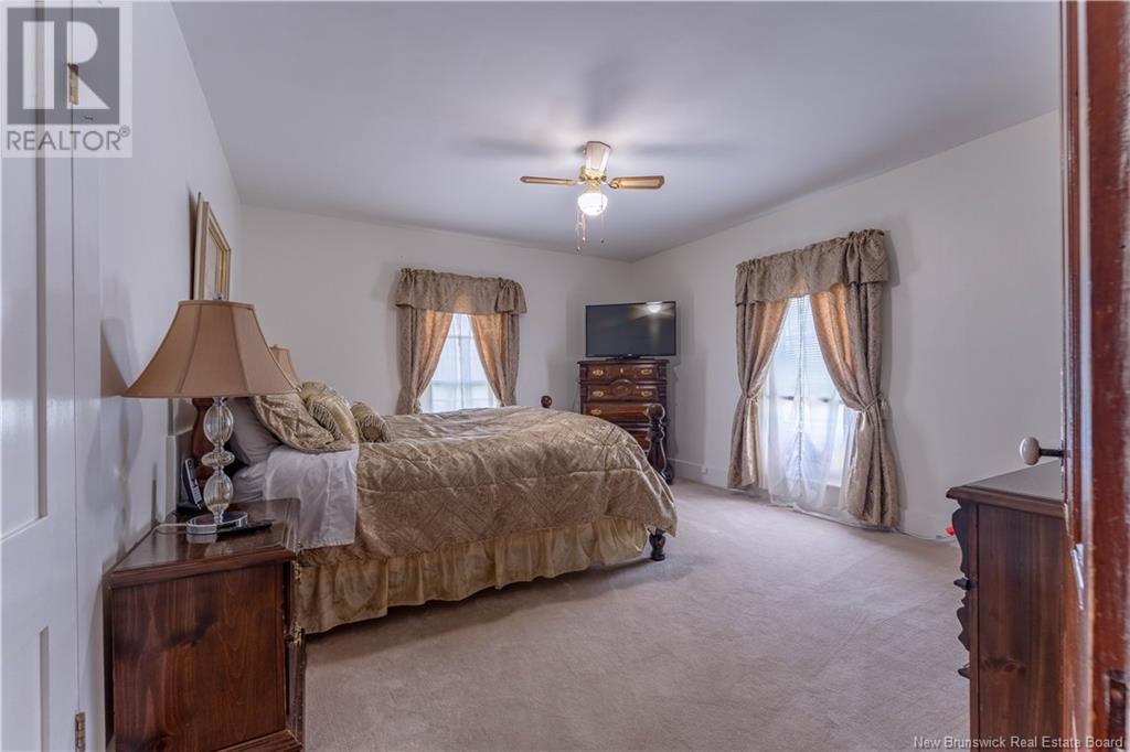129 Pleasant Property Photo 36