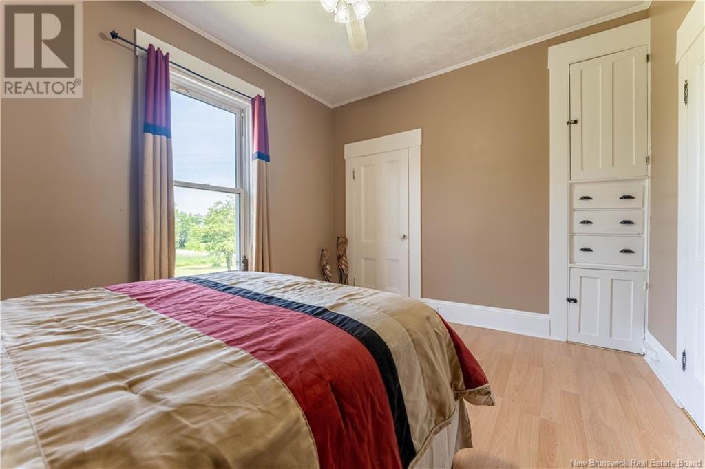 129 Pleasant Property Photo 39