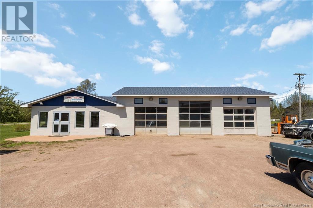 2094 Route 133 Property Photo 1