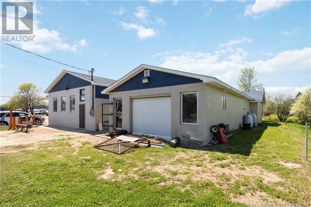 2094 Route 133 Property Photo 2