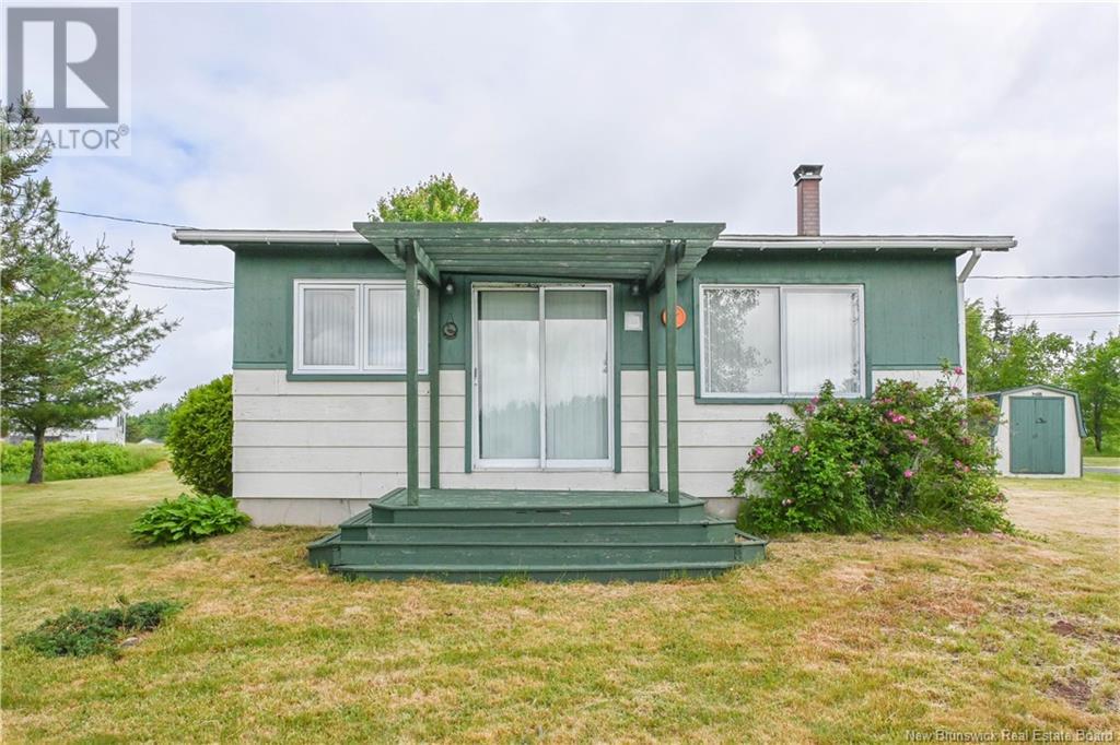 32 Denis Lane Property Photo 2