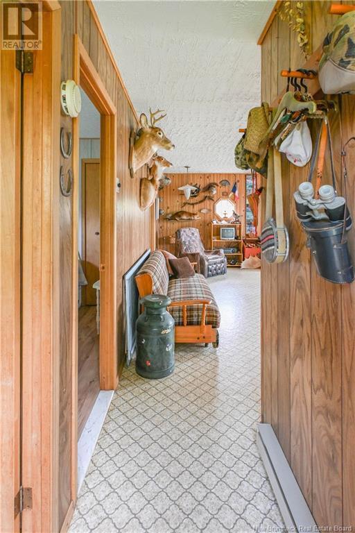 32 Denis Lane Property Photo 8
