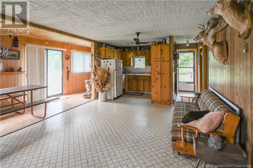 32 Denis Lane Property Photo 9