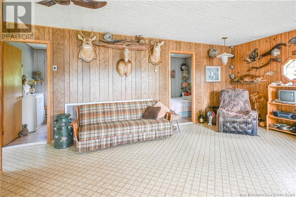32 Denis Lane Property Photo 10