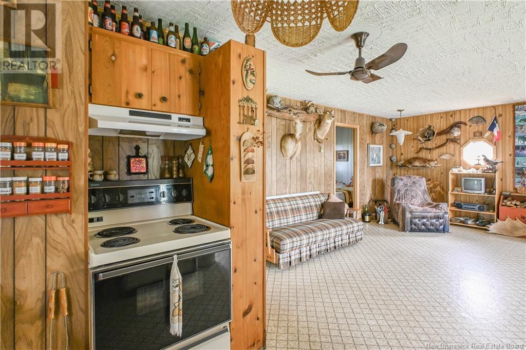 32 Denis Lane Property Photo 15