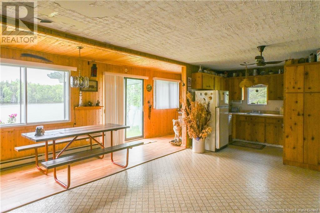 32 Denis Lane Property Photo 16