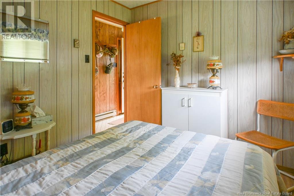 32 Denis Lane Property Photo 24