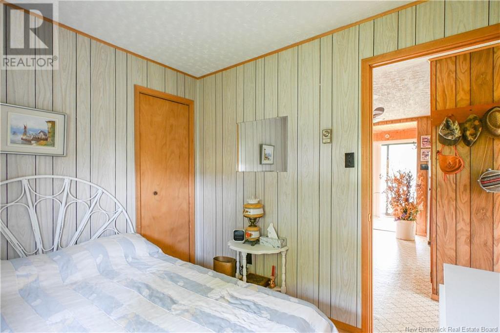 32 Denis Lane Property Photo 25