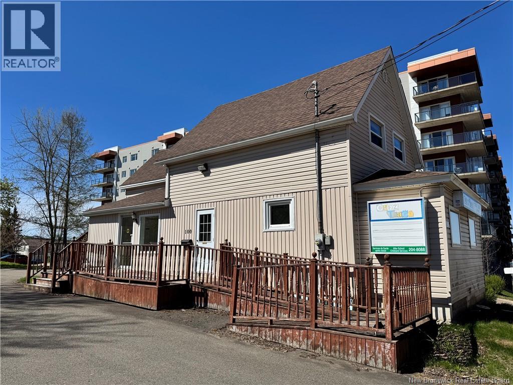 100 Sunset Avenue Property Photo 2