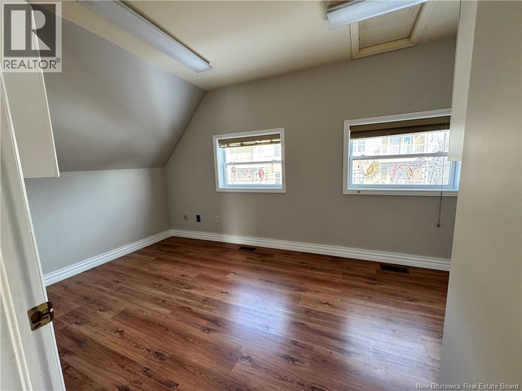 100 Sunset Avenue Property Photo 21
