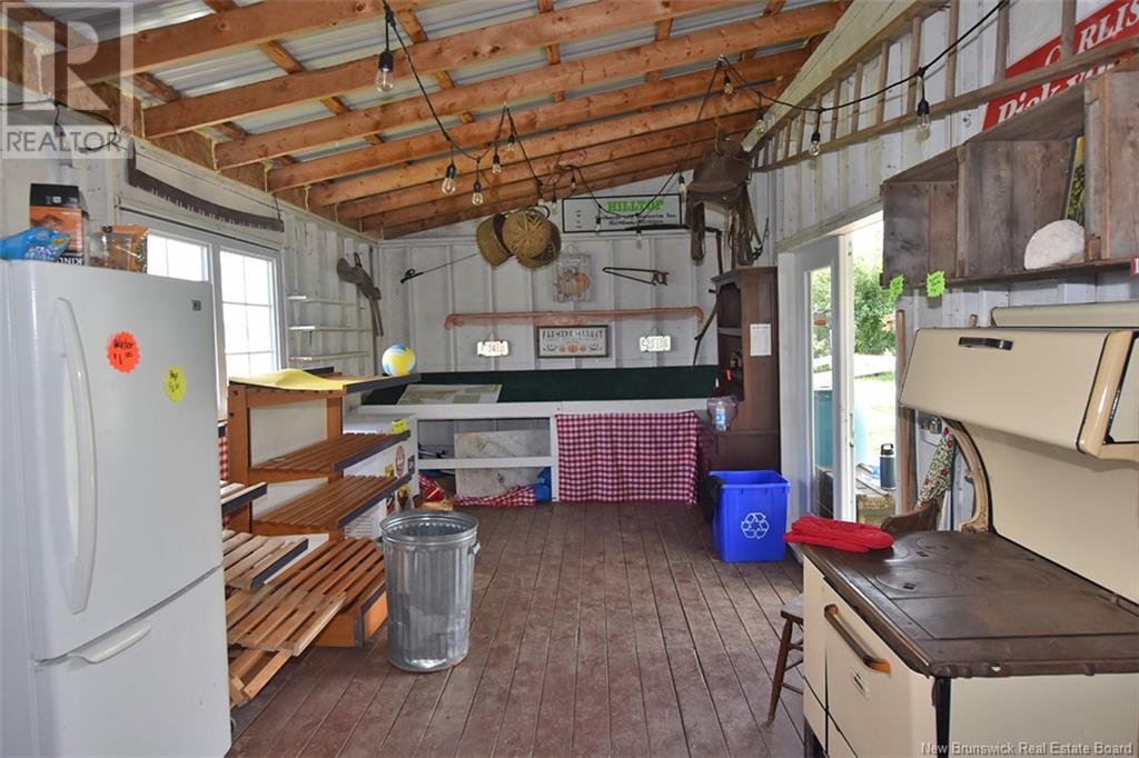 251 616 Route Property Photo 17