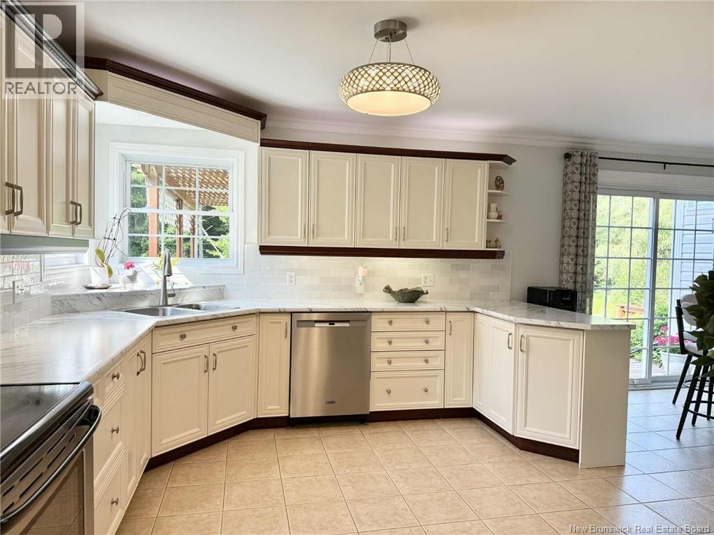 457 Rennie Road Property Photo 11