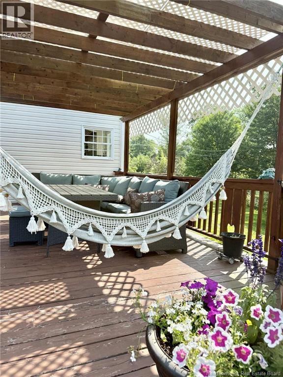 457 Rennie Road Property Photo 39
