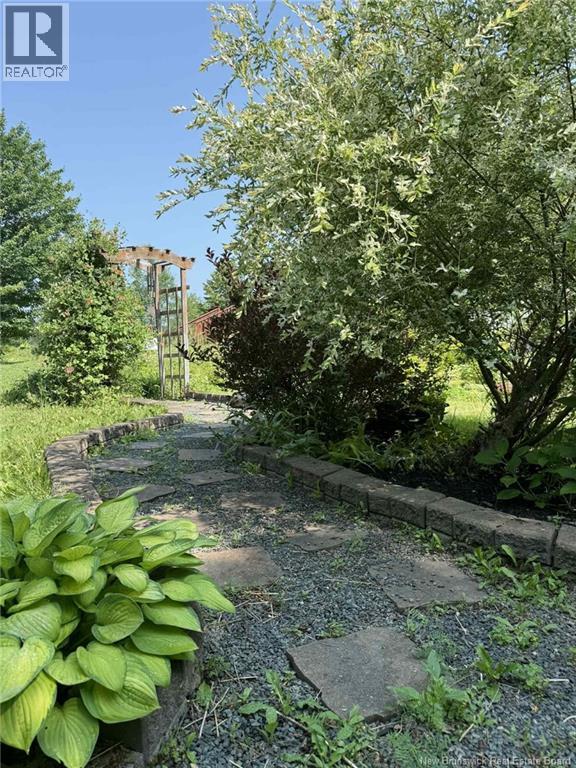 457 Rennie Road Property Photo 41