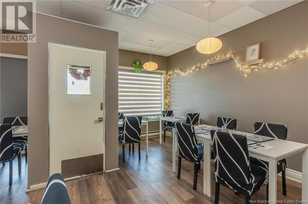 174 Hampton Road Unit# B Property Photo 3