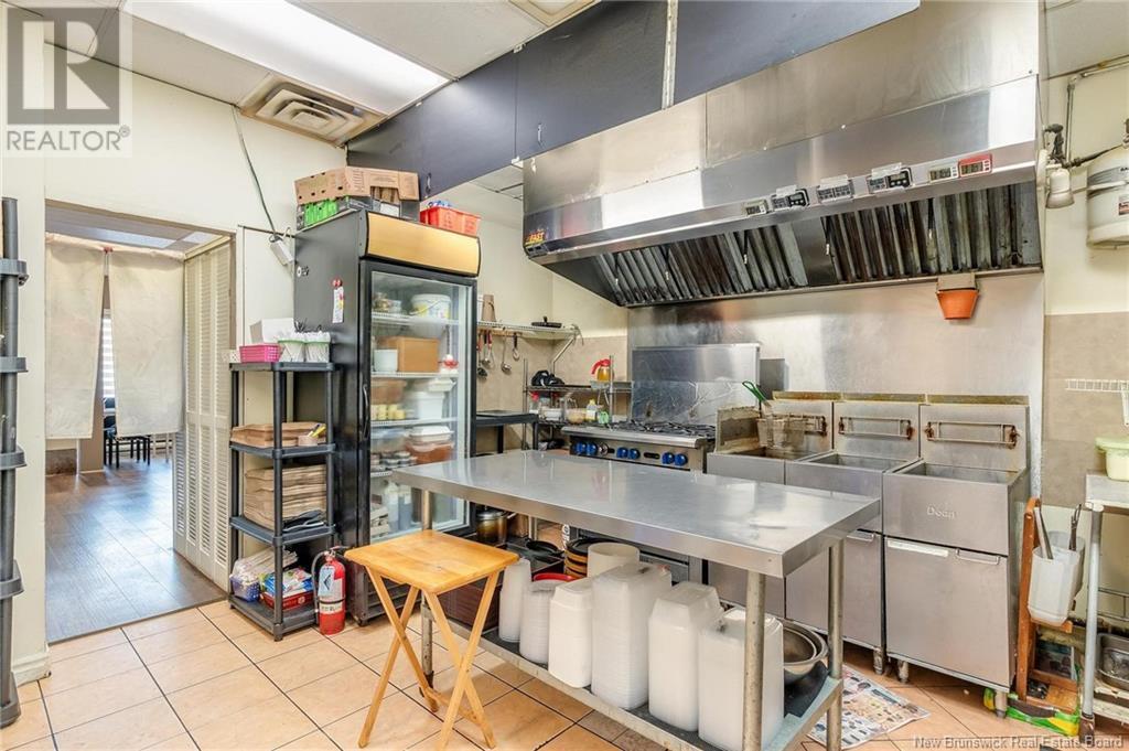 174 Hampton Road Unit# B Property Photo 11