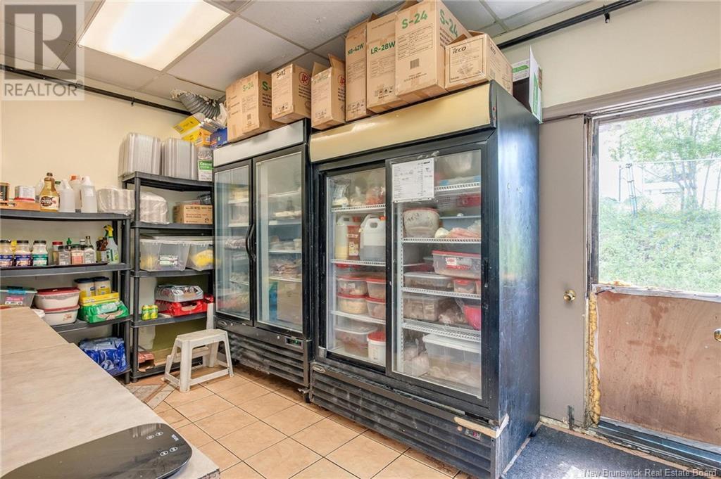174 Hampton Road Unit# B Property Photo 18