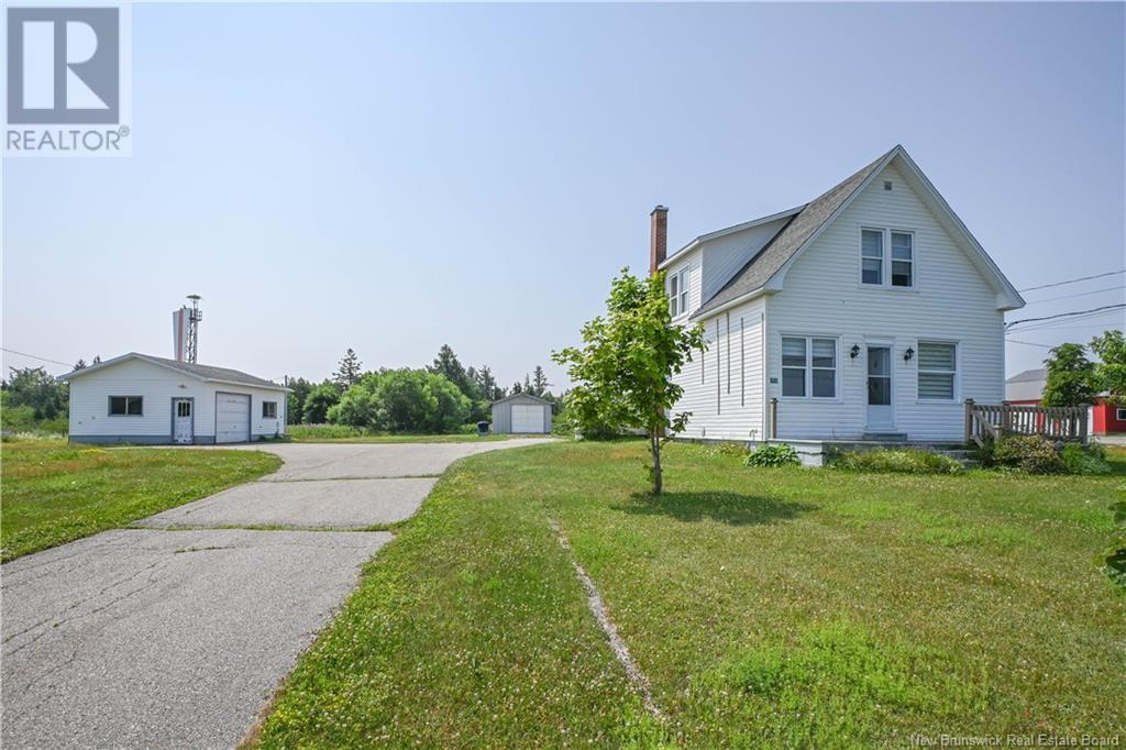 7934 Rue Saint-paul Street Property Photo 1