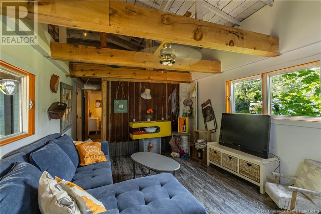 29 Hetherington Wharf Road Property Photo 8