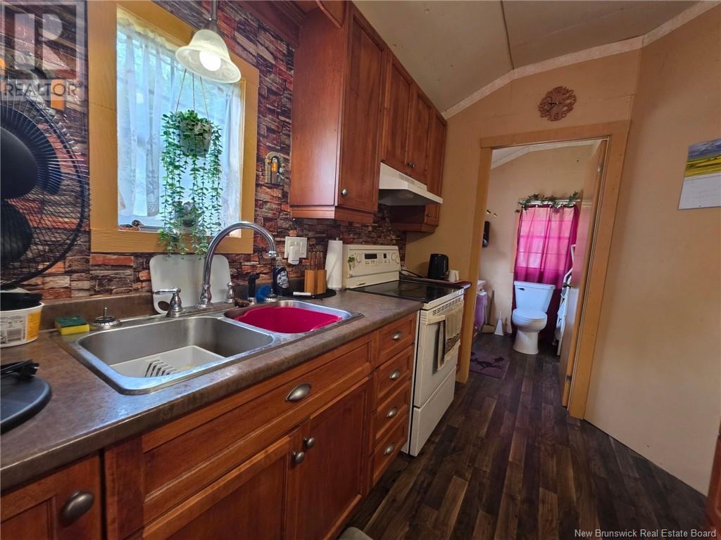 296 Beaconsfield Road Property Photo 18