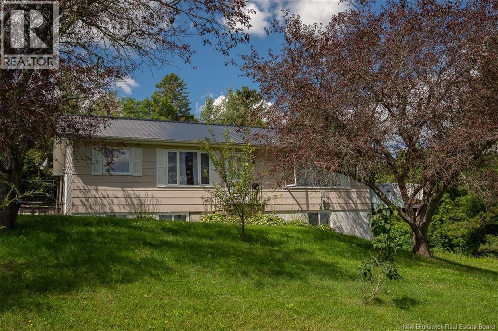 34 Stacey Road Property Photo 1