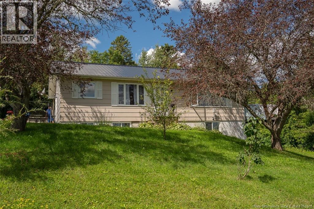 34 Stacey Road