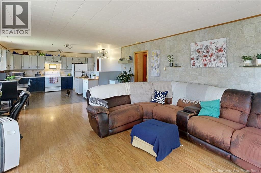 34 Stacey Road Property Photo 4