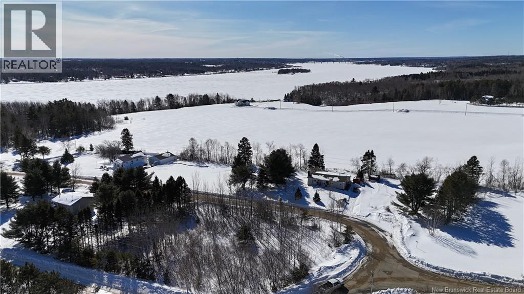 2 Rockcliff Boulevard Property Photo 1