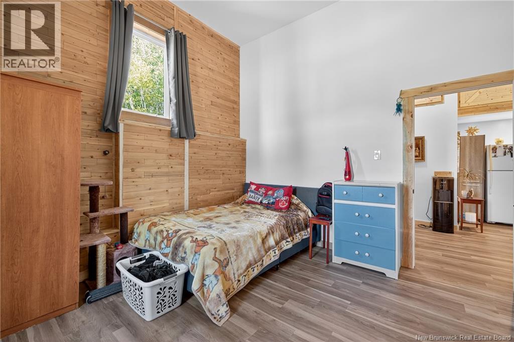 38 Allée Cécile Property Photo 35
