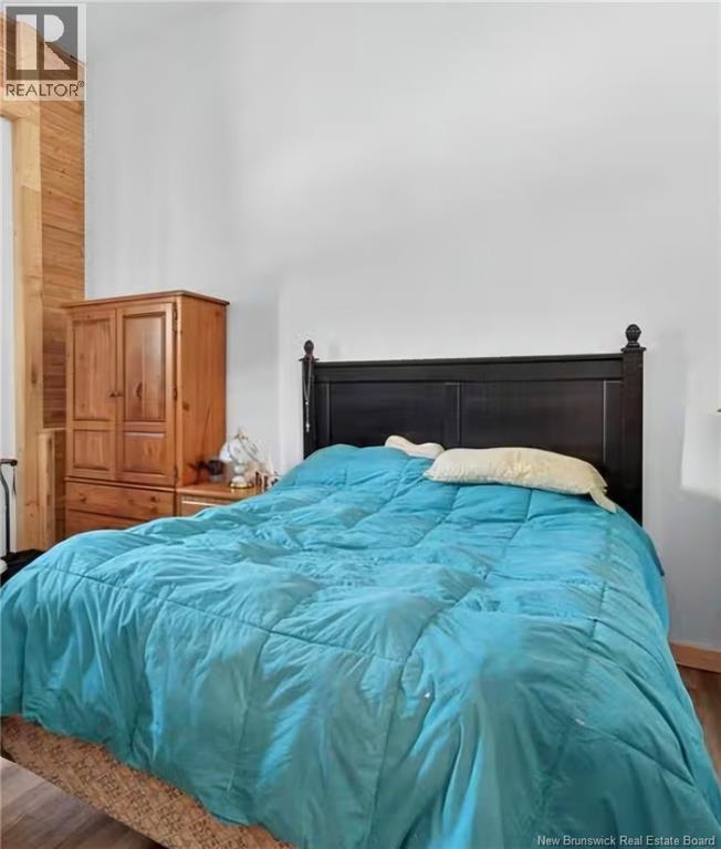 38 Allée Cécile Property Photo 36