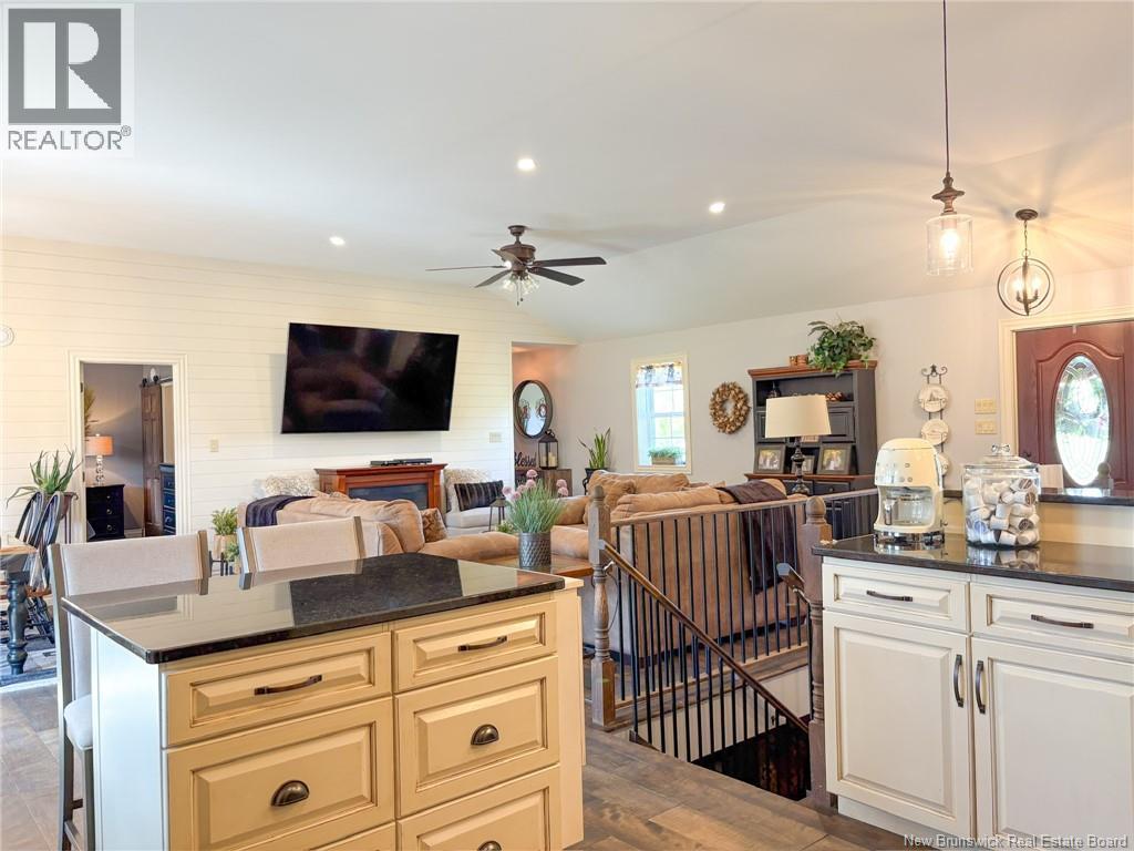 211 Jamieson Road Property Photo 4