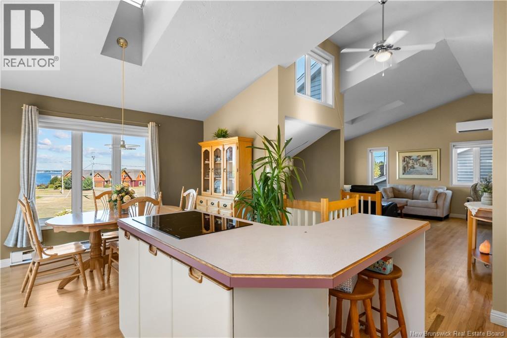 29 Islandview Boulevard Property Photo 12