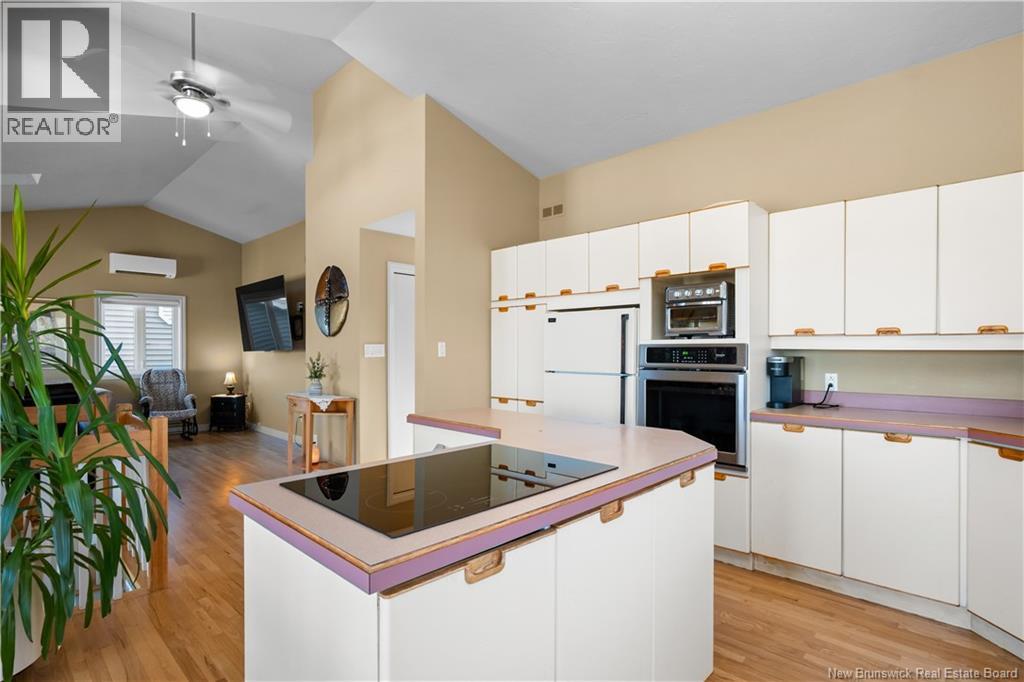 29 Islandview Boulevard Property Photo 13