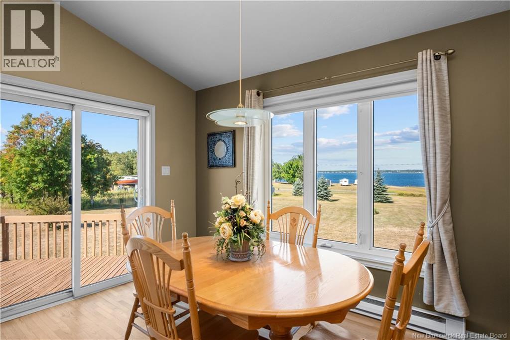 29 Islandview Boulevard Property Photo 15