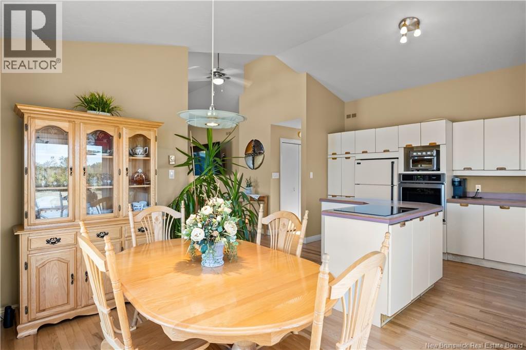 29 Islandview Boulevard Property Photo 16