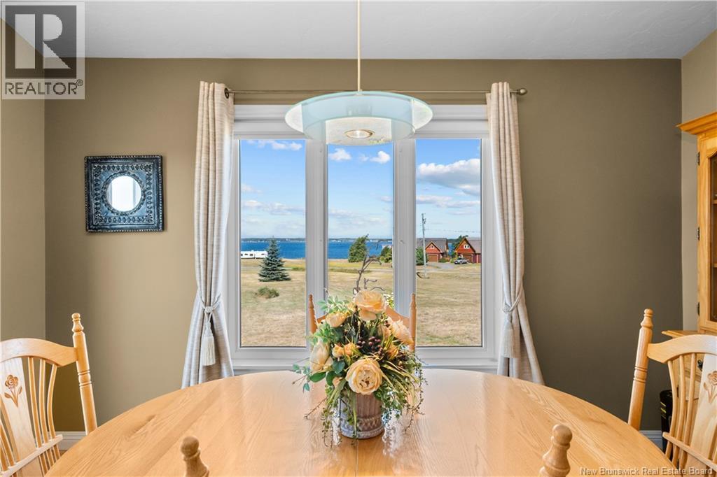 29 Islandview Boulevard Property Photo 18