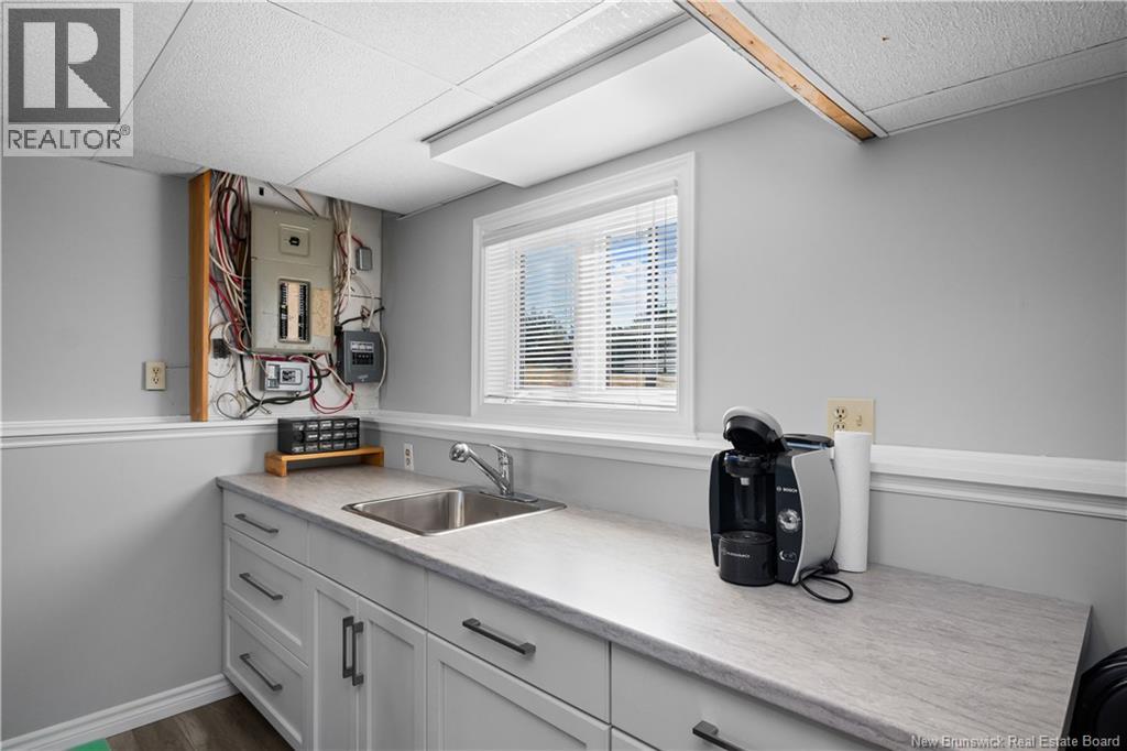 29 Islandview Boulevard Property Photo 29