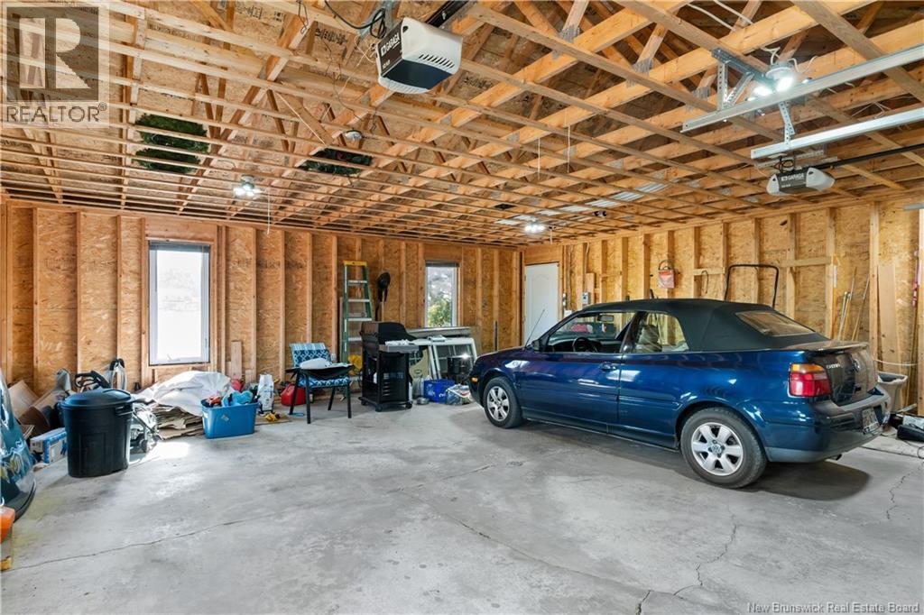 29 Islandview Boulevard Property Photo 40